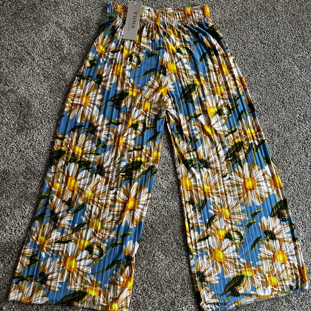 YUNA Flower Pants *NEVER WORN WITH TAGS*